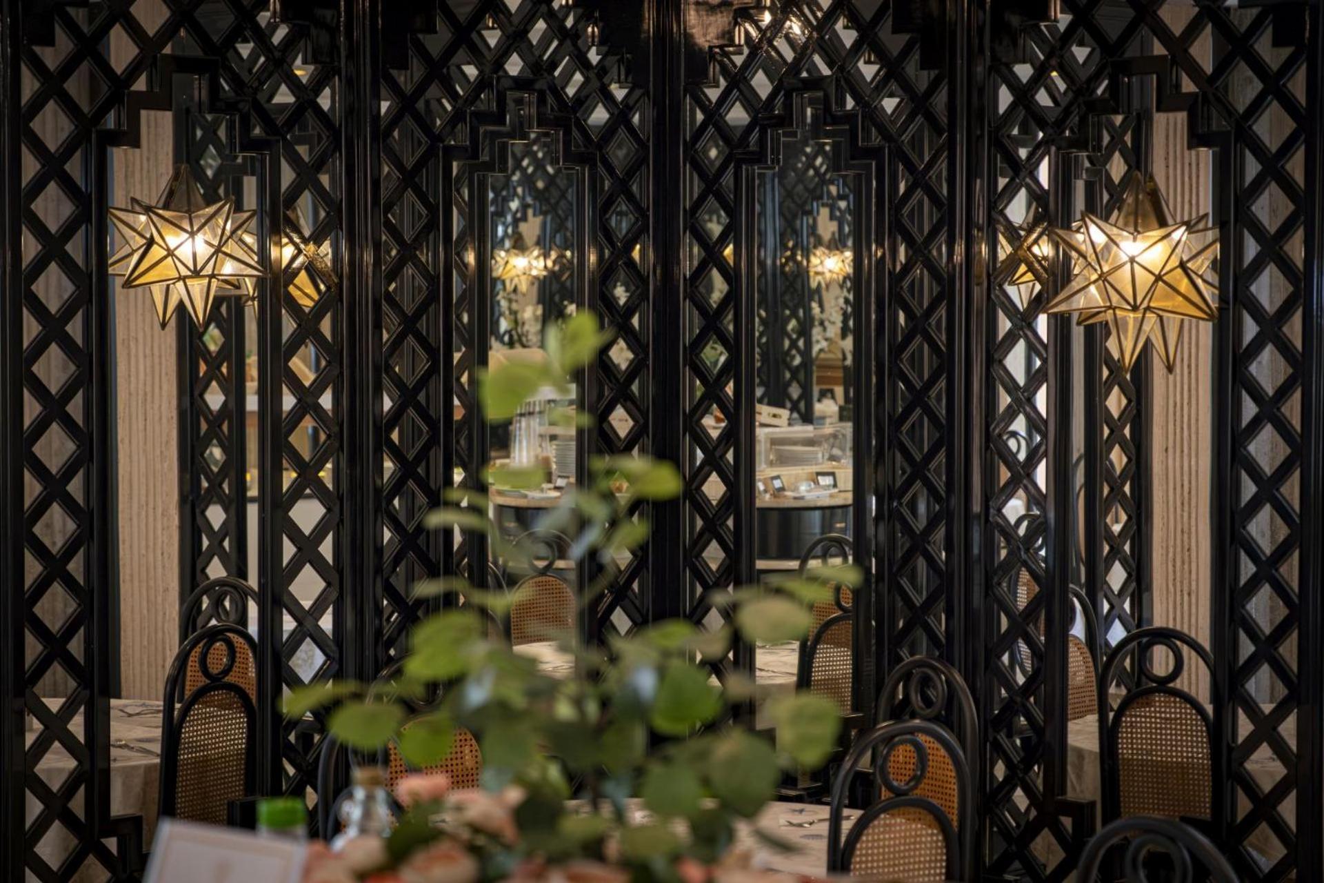 Hotel President - Vintage Hotel In Centro Риччоне Экстерьер фото