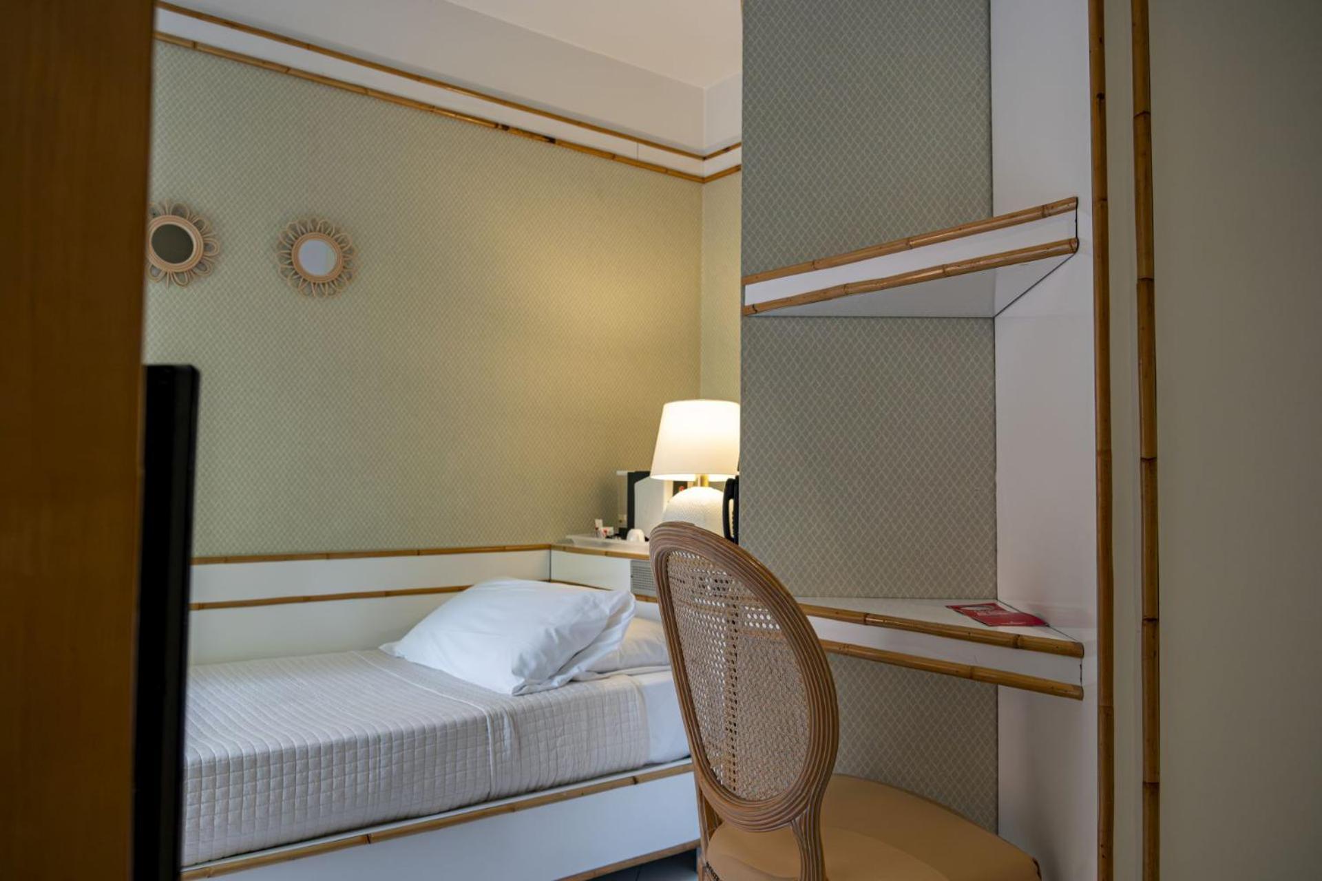 Hotel President - Vintage Hotel In Centro Риччоне Номер фото